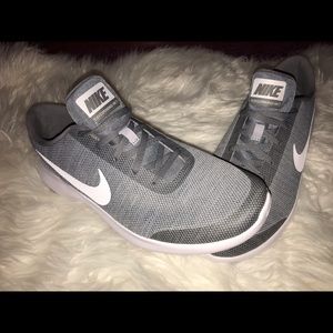 Nike Flex Experience RN 7 👟